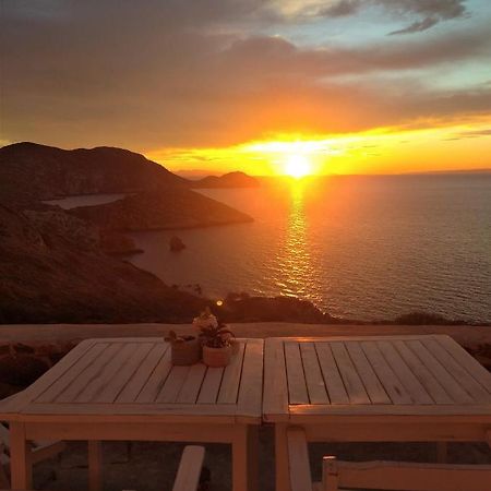 C & C _ Cycladic House With Endless Sea View Vila Hermópolis Exterior foto