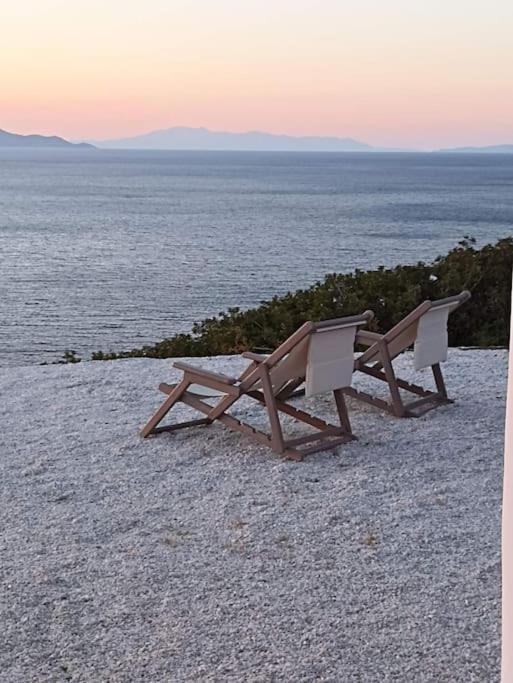 C & C _ Cycladic House With Endless Sea View Vila Hermópolis Exterior foto