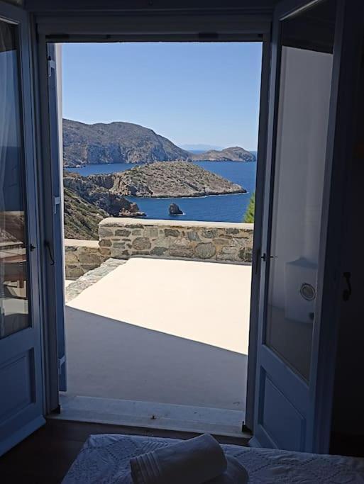 C & C _ Cycladic House With Endless Sea View Vila Hermópolis Exterior foto